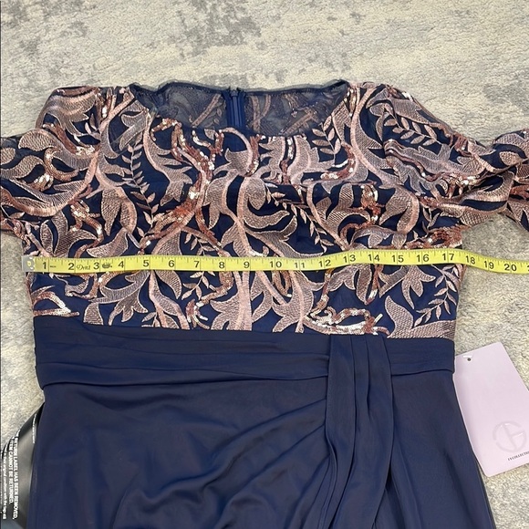 NWT JS Collections Carrie Bateau Gown Navy Blue Embroidered Sequin Sz 10 - Picture 9 of 12